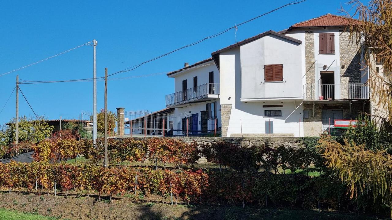 Ca Ed Giuanoto Apartment Santo Stefano Belbo Luaran gambar
